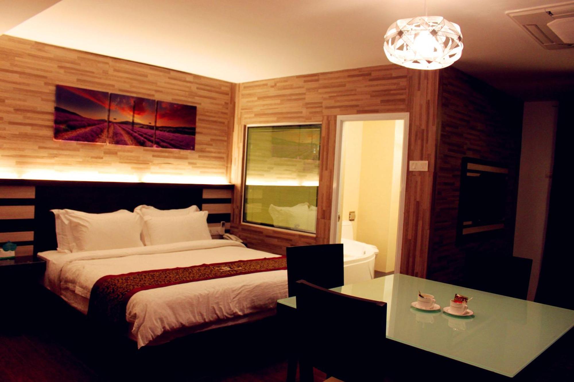 Hotel Time Boutique Nilai Eksteriør billede